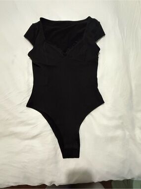Black V-Neck Short Sleeve Bodysuit